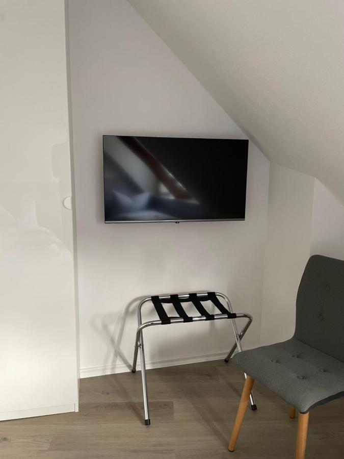 H&H Studio-Apartments Im Zentrum Jedes Apartment Mit Kuechenzeilen - 24H Check In Greifswald Exterior foto